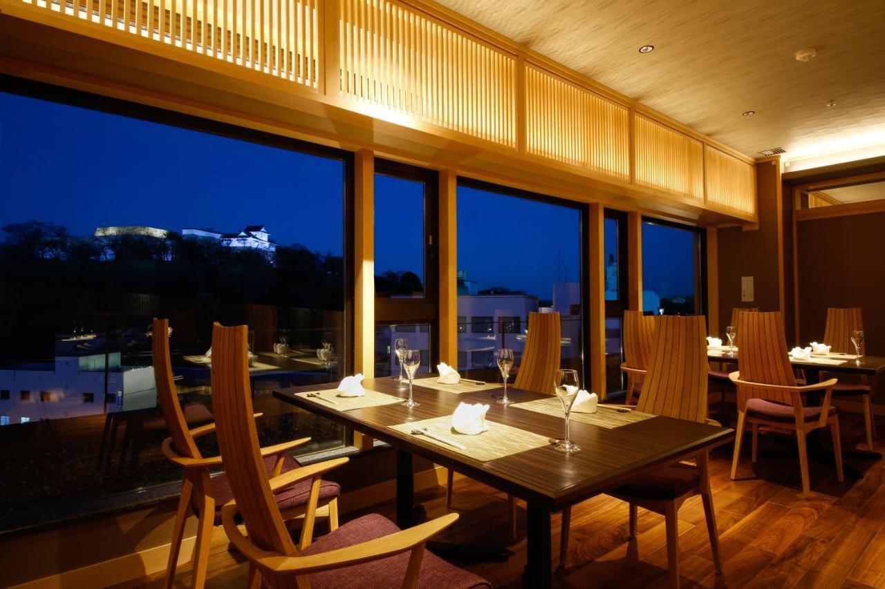 The Shiroyama Terrace Tsuyama Villa Экстерьер фото